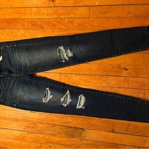 American Eagle Women’s Distressed Blue Jeans